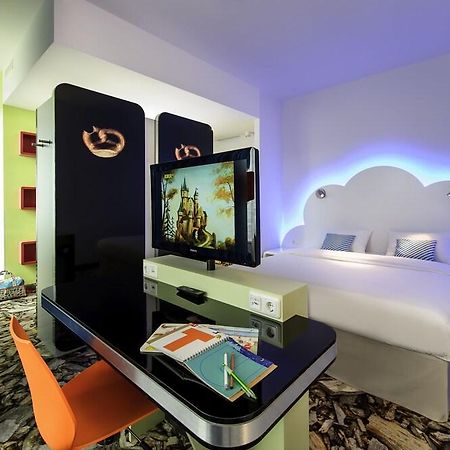 Styles Hotel Muenchen Messe Buitenkant foto