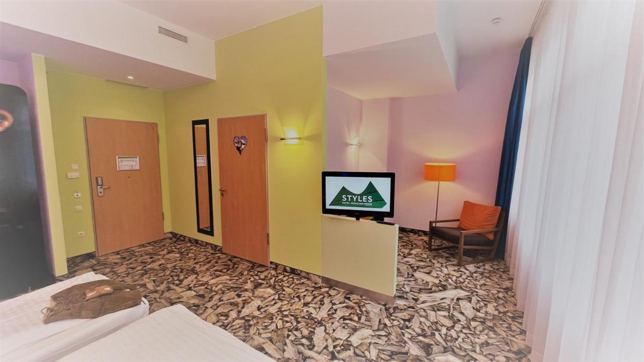 Styles Hotel Muenchen Messe Buitenkant foto