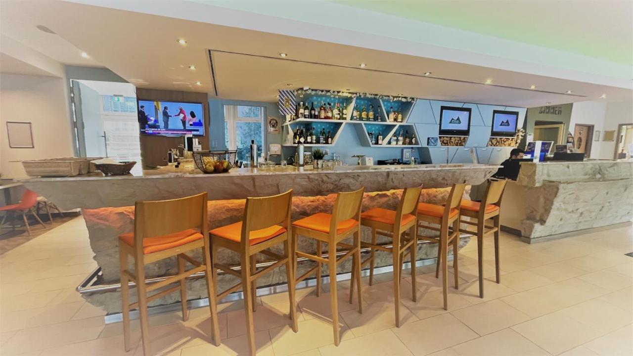 Styles Hotel Muenchen Messe Buitenkant foto