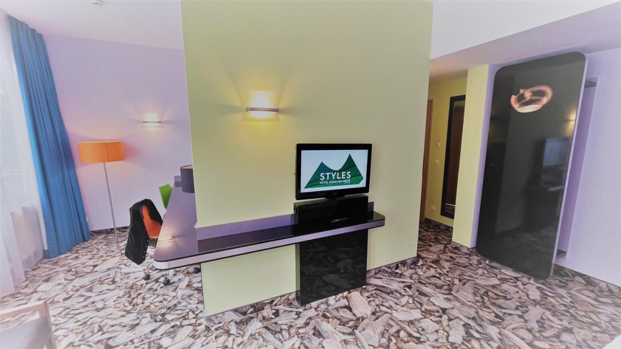 Styles Hotel Muenchen Messe Buitenkant foto