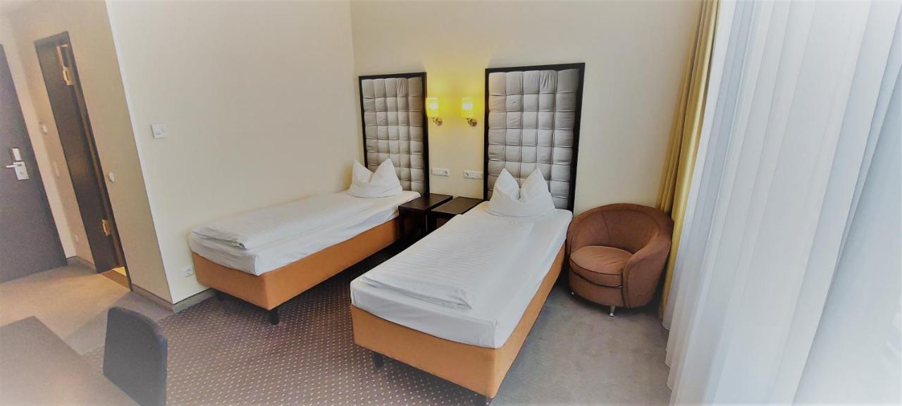 Styles Hotel Muenchen Messe Buitenkant foto