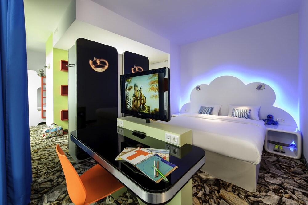 Styles Hotel Muenchen Messe Buitenkant foto