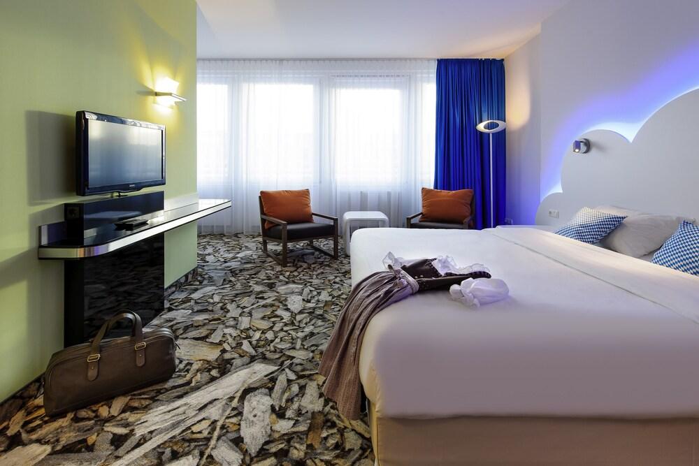Styles Hotel Muenchen Messe Buitenkant foto