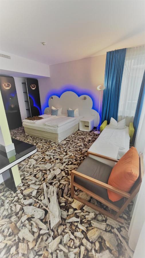 Styles Hotel Muenchen Messe Buitenkant foto