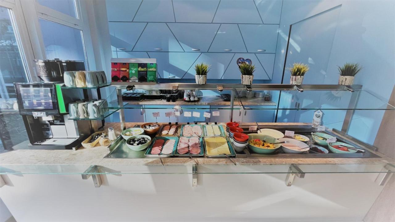 Styles Hotel Muenchen Messe Buitenkant foto