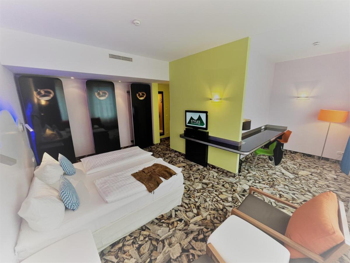 Styles Hotel Muenchen Messe Buitenkant foto